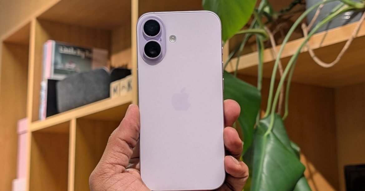 Apple iPhone 17 Review: iPhone terbaik untuk kebanyakan orang