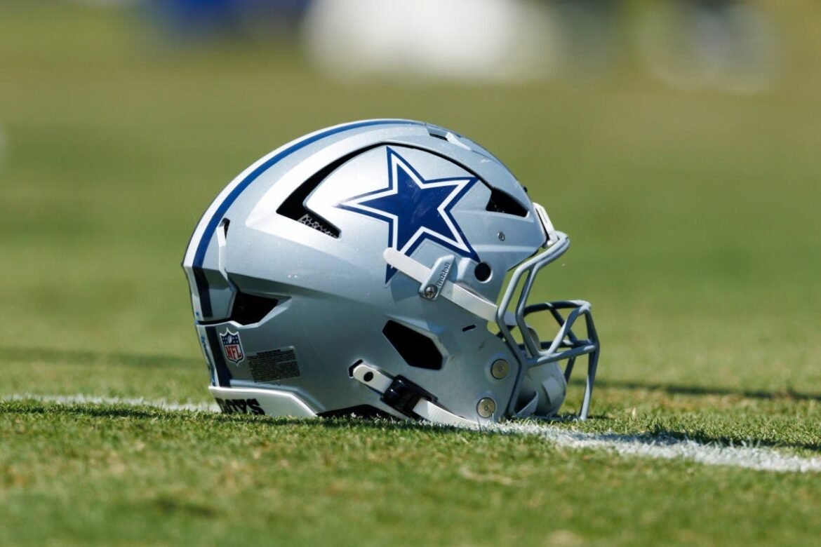 Garis ofensif Cowboy membuat hit pertama sebelum pertandingan Jets