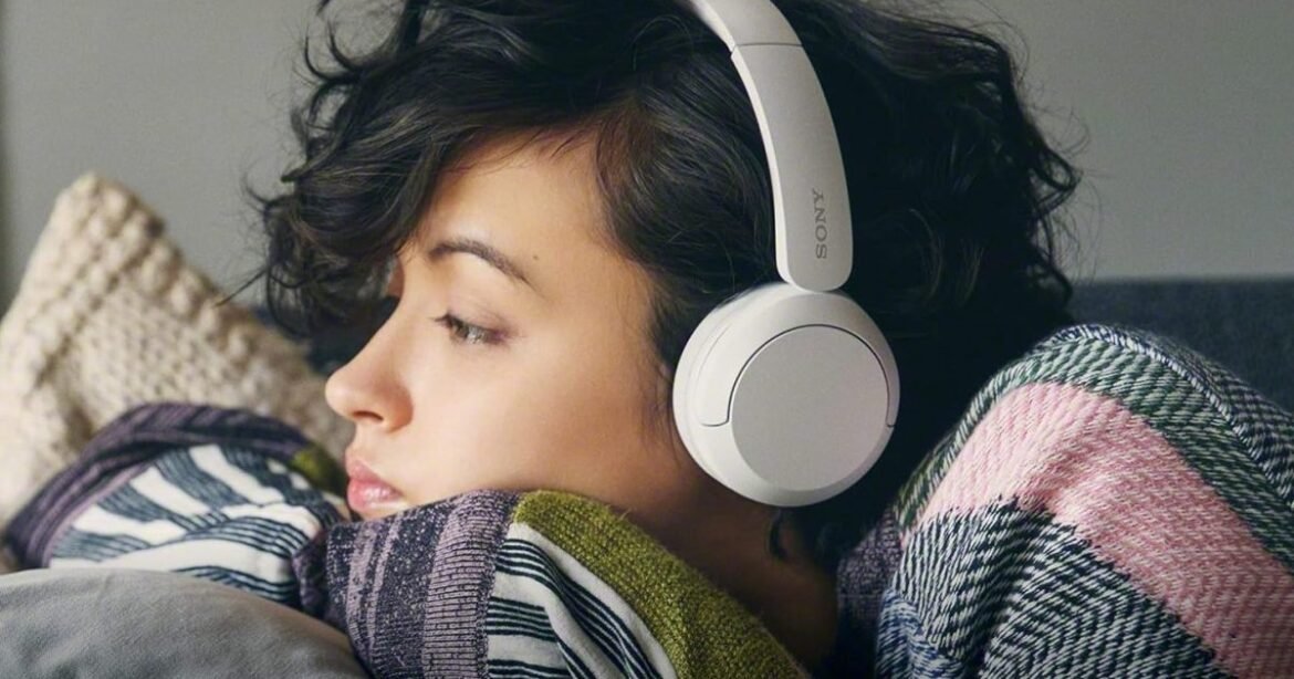 Headphone yang sangat baik Sony WH-1000XM6 baru saja membaik