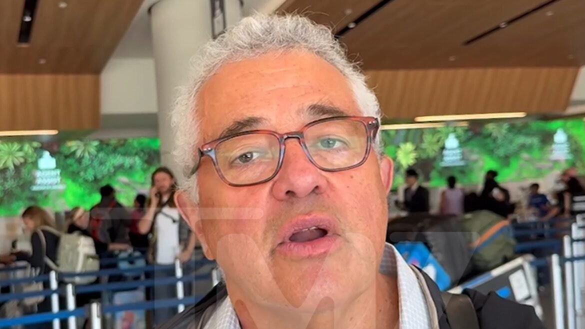 Jeffrey Tobin mengatakan alat pemadam pemerintah berantakan, tidak ada akhir di cakrawala