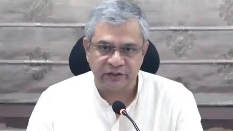 Pemerintah menerima proposal investasi senilai 1,15 lakh crore untuk mempromosikan produksi domestik komponen dan perangkat elektronik di India: Menteri Ashwini Vaishnaw