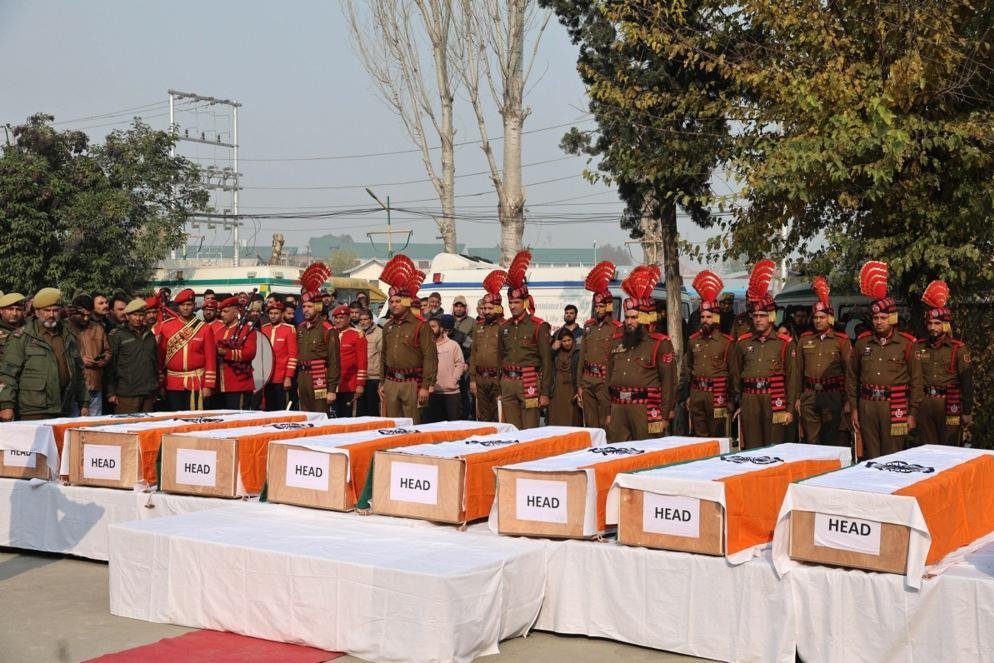 9 orang tewas dalam ledakan yang tidak disengaja di kantor polisi Kashmir