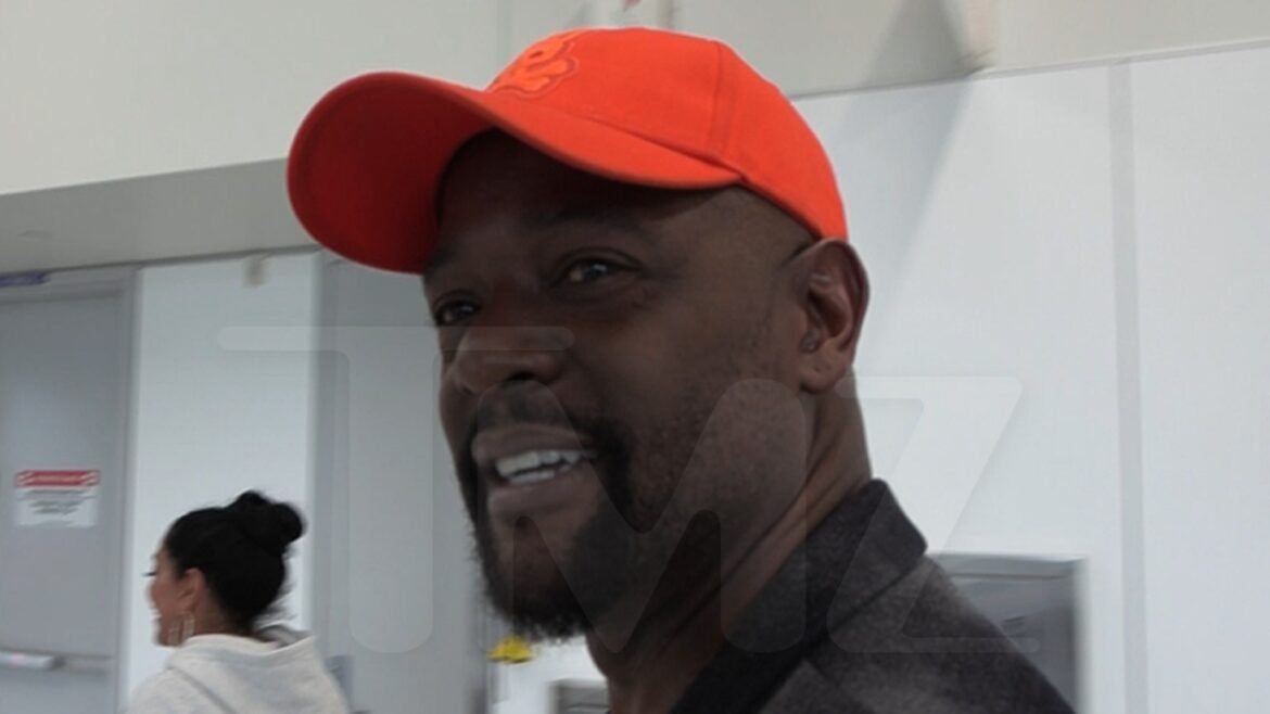 Blair Underwood mengatakan dia memelihara kawanan bison seperti sapi