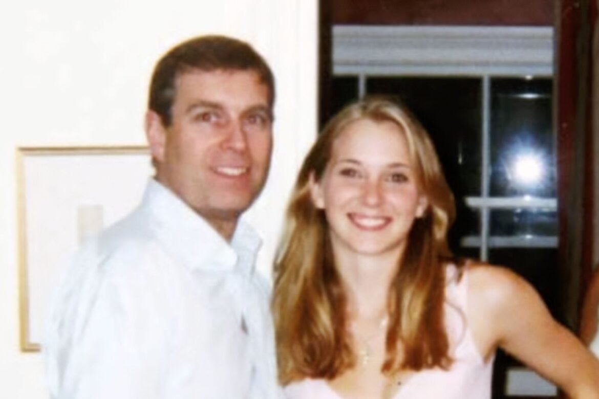 Email ‘pijat’ mantan Pangeran Andrew Ghislaine Maxwell sedang diawasi