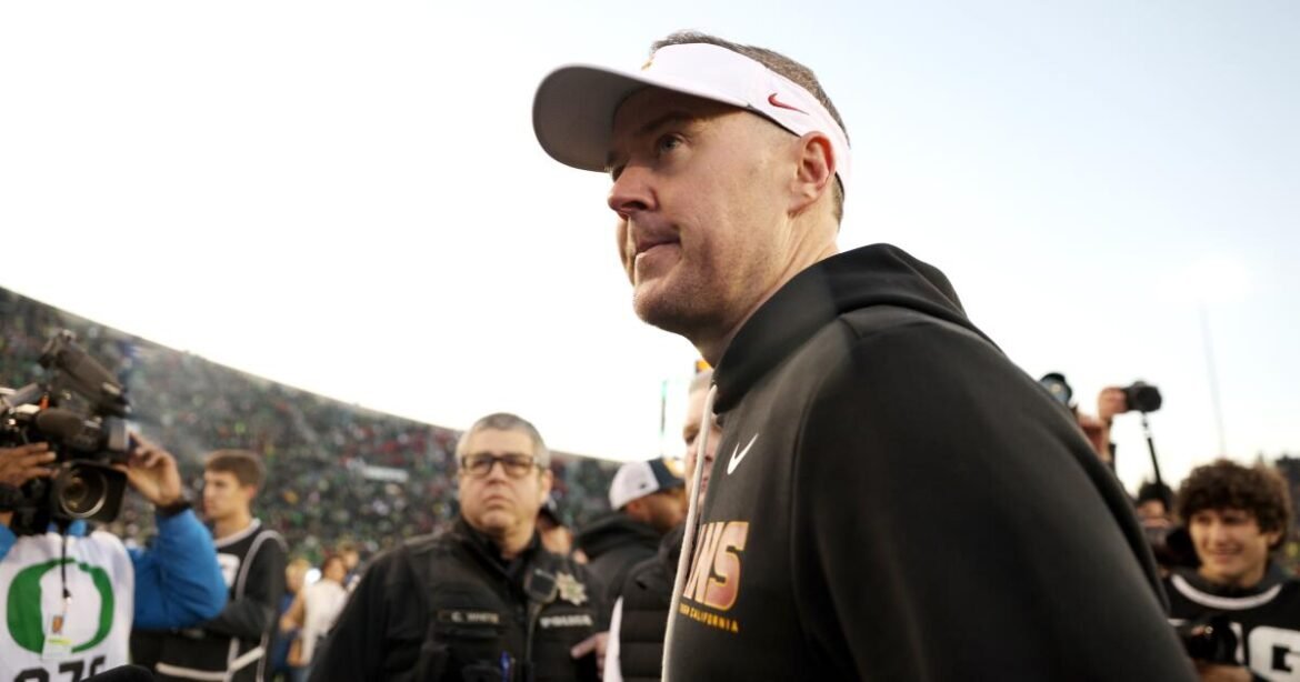 Lincoln Riley sekali lagi gagal membuat USC makmur secara nasional