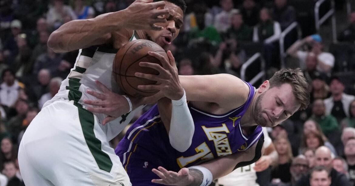 Luka Doncic mencetak 41 gol untuk memimpin kemenangan Lakers atas Bucks