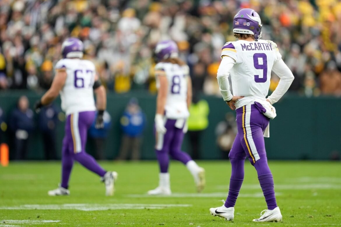 Mantan Top 5 QB tertarik berdagang dengan Viking untuk bersaing dengan JJ McCarthy