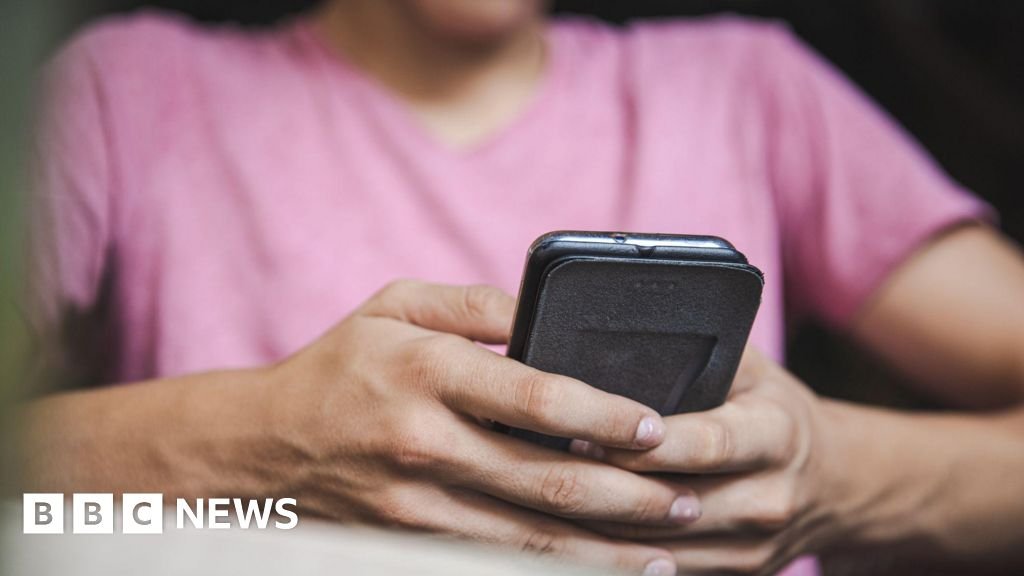 Ofcom mendenda situs nudifikasi Deepfake karena kurangnya verifikasi usia