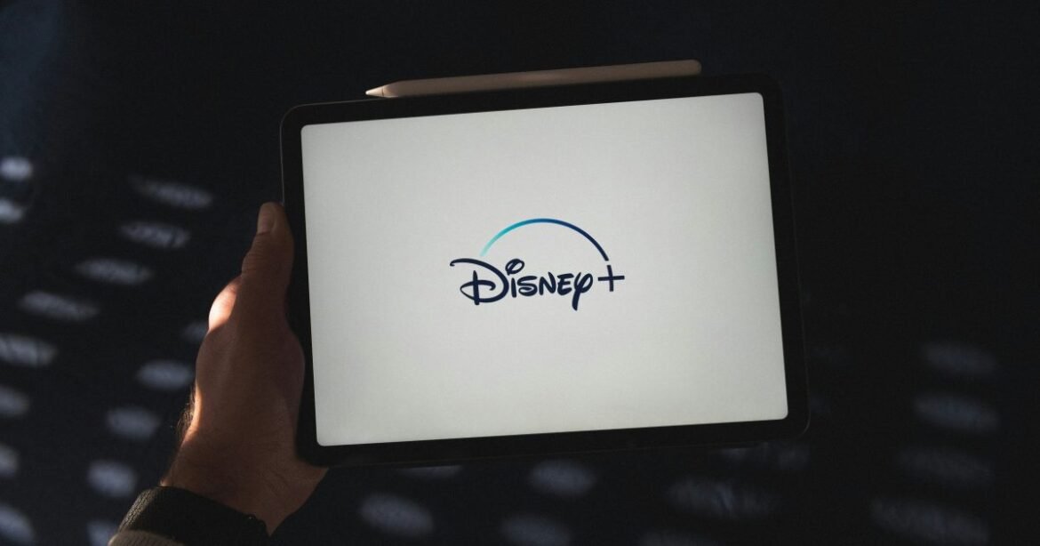 Pengalaman Disney+ Anda akan menjadi lebih interaktif
