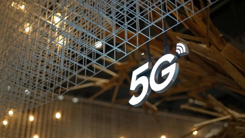 Perluasan jaringan 5G: India siap untuk melampaui 1 juta langganan 5G pada akhir tahun 2031, menunjukkan pertumbuhan pesat dalam adopsi hanya dalam waktu 3 tahun setelah peluncuran layanan, menurut laporan