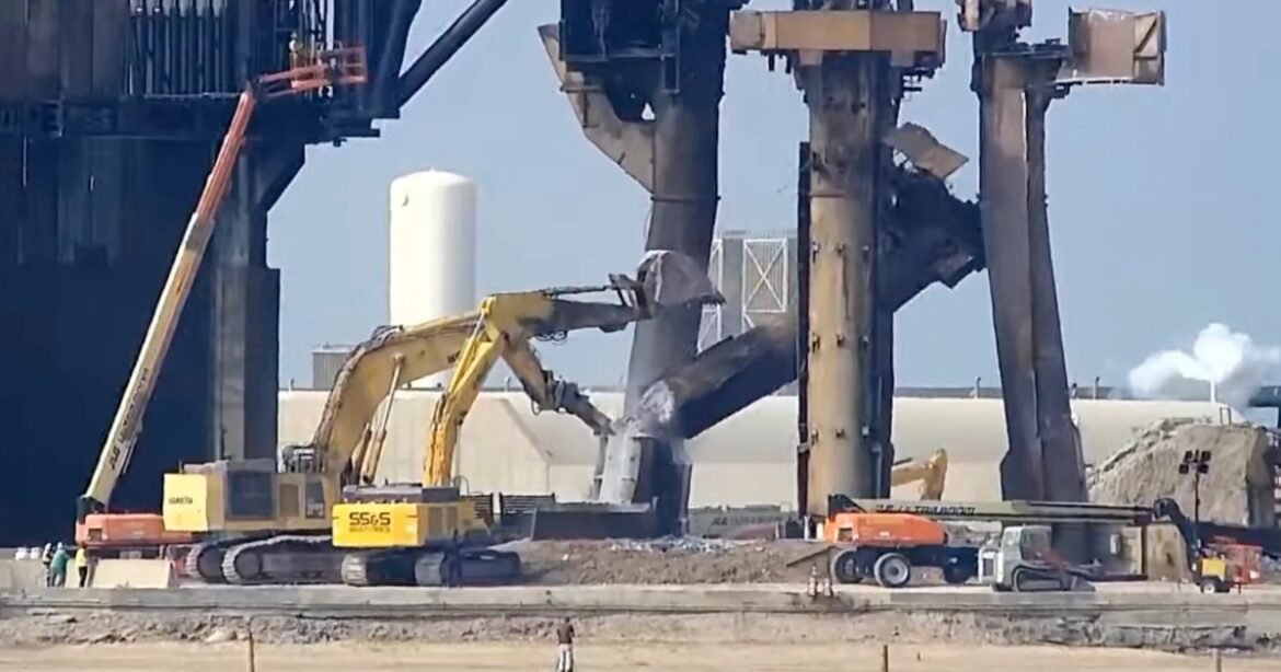 SpaceX menghancurkan Starship’s Pad 1 sebagai persiapan untuk misi luar angkasa generasi berikutnya, tayangan video