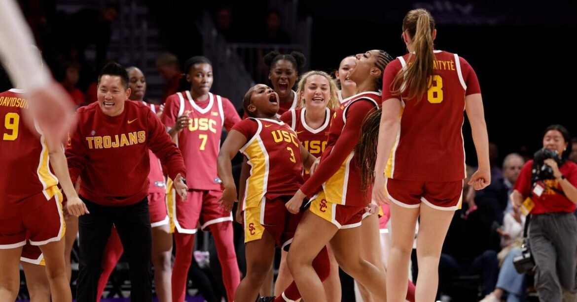 USC masuk 10 besar dalam bola basket wanita AP Top 25