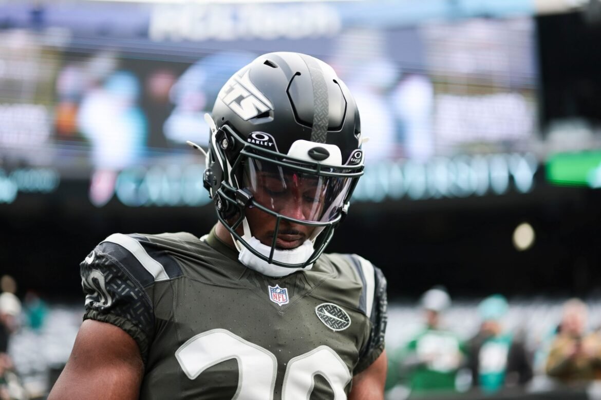 Breece Hall dan tiga patung Fantasy Football lainnya di Minggu ke-15