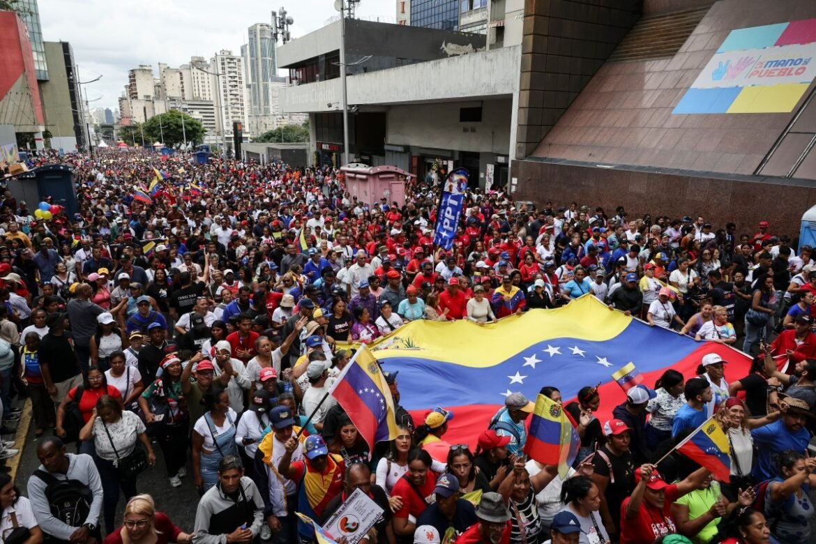 Donald Trump diejek dalam karikatur media di Venezuela