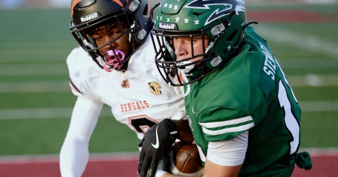 East Central menangkis Pacifica untuk memenangkan gelar sepak bola negara bagian 1-A