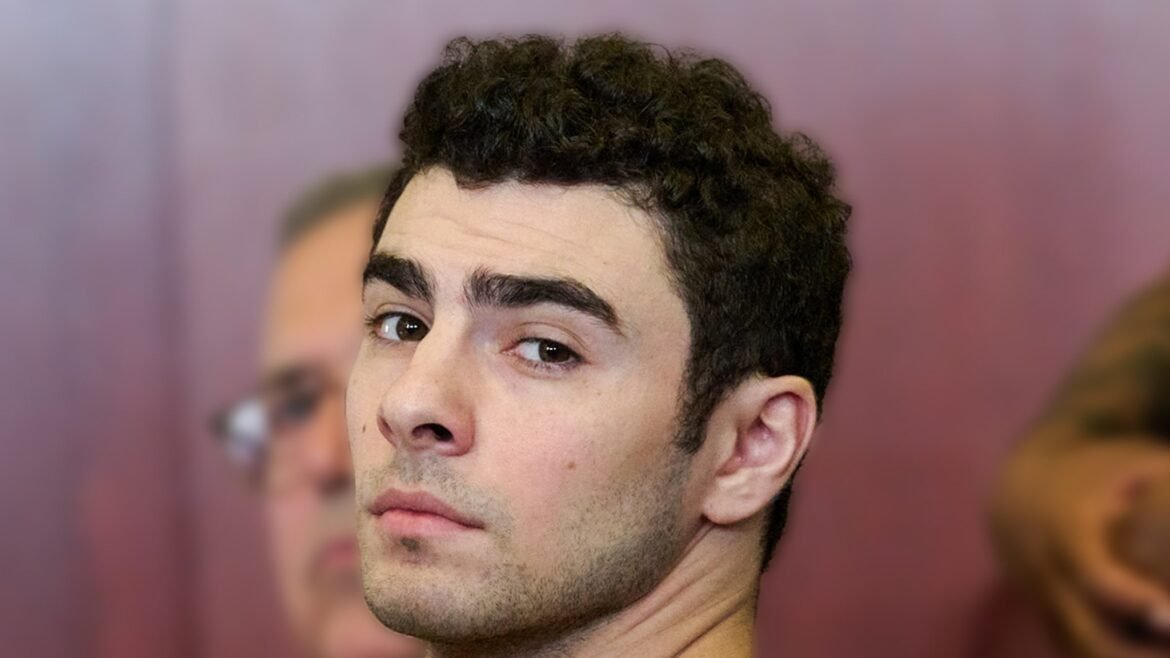 Luigi Mangione kembali ke pengadilan untuk sidang pendahuluan dalam kasus negara bagian New York