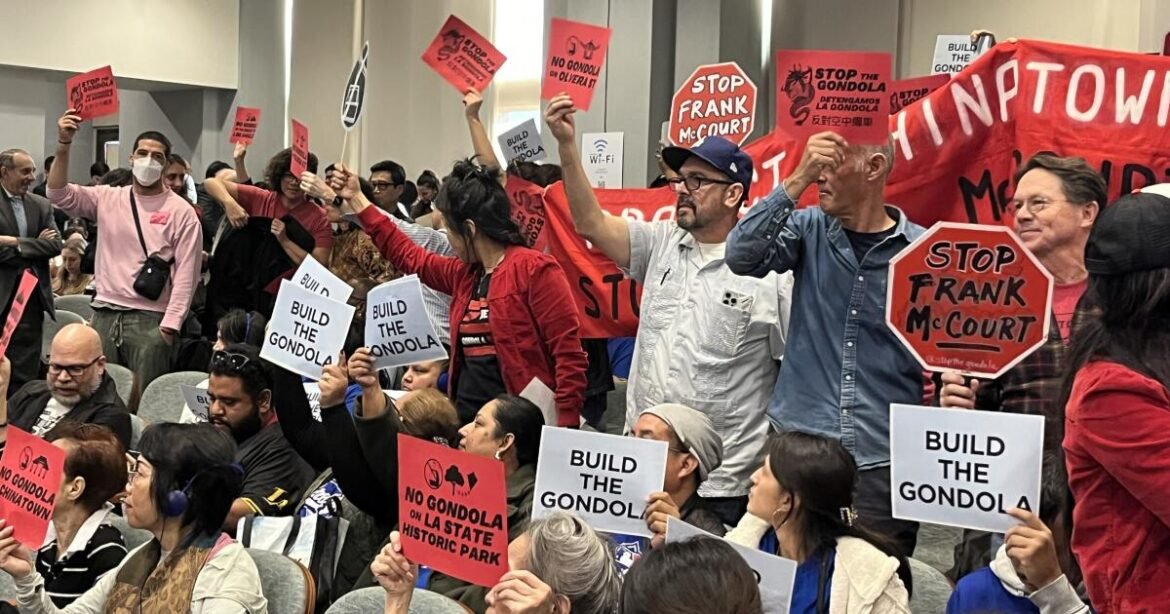 Metro menyetujui proyek gondola Stadion Dodger meskipun ada protes