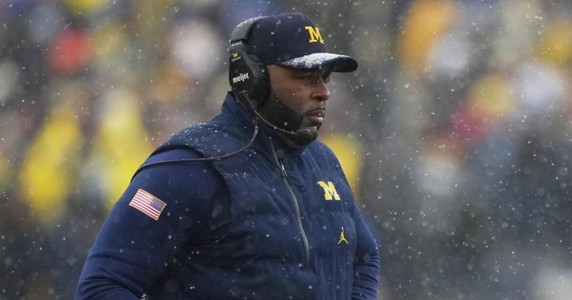 Michigan memecat Sherrone Moore karena ‘hubungan yang tidak pantas’