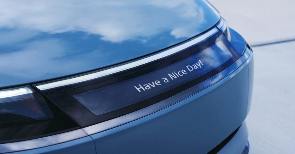 Saya tidak mengharapkan berita mobil besar di CES 2026, tapi itulah yang Anda butuhkan