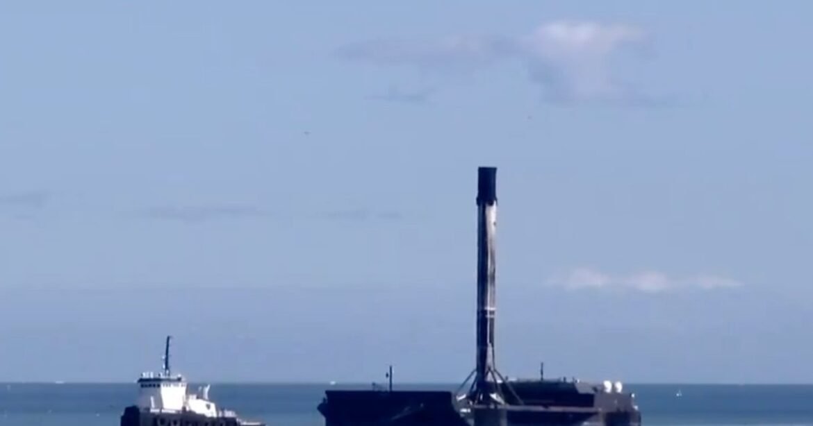 Setelah kembang api: Perjalanan harian roket luar angkasa Falcon 9