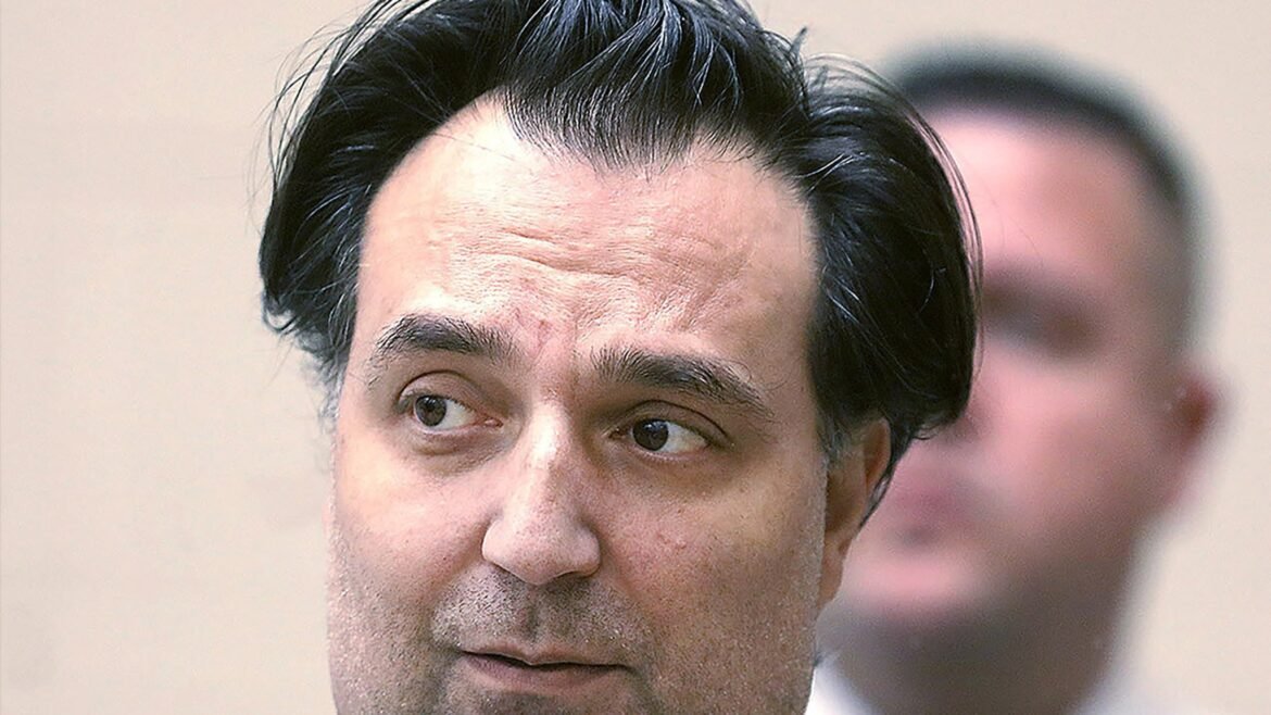 Tersangka pembunuh istri, Brian Walshe, mungkin mencari film porno tentang pasangan yang selingkuh