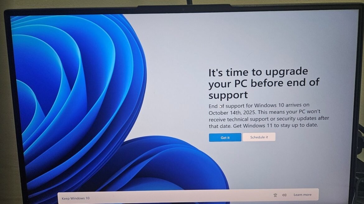 Windows 11 masih kesulitan untuk memindahkan pengguna karena jutaan kantor dan armada perangkat keras tetap menggunakan Windows 10.